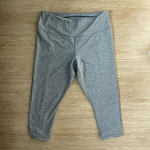 Zella Gray Capris
